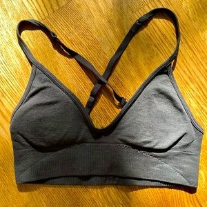 Lululemon - Ebb to Street Bra